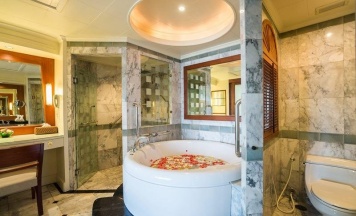 Люкс Royal Wing в Royal Cliff Beach Hotel Pattaya