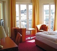 Трёхместный номер Standard в Hotel Orion Berlin