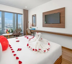 Люкс Premium в Gold Plaza Hotel Da Nang