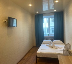 апартаменты меблированная двухместная комната (ИНДИВИДУАЛЬНЫЙ САНУЗЕЛ ВНЕ НОМЕРА, ул.Университетская, 5/37) в Everest