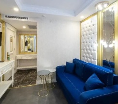 Двухместный люкс двуспальная кровать в Les Lion Luxury Spa