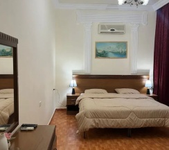 Двухместный номер Deluxe двуспальная кровать в Sufara Hotel Suites