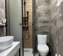 Номер Superior с балконом и с видом на город в Grey Hotel