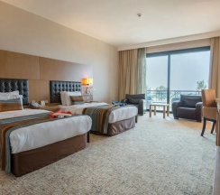 Номер Premium с видом на море в Отель Korineum Golf & Beach Resort