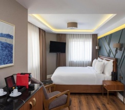 Двухместный номер Seaview Deluxe двуспальная кровать в Azzap Hotel Galata