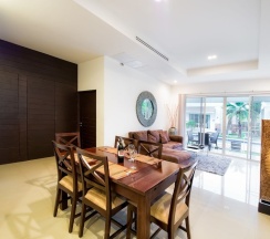 Вилла Executive с 2 комнатами с видом на бассейн в Отель The Oriental Beach Pearl