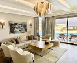 Двухместный люкс Lagoon с доступом к бассейну двуспальная кровать в Rixos Premium Magawish Suites and Villas