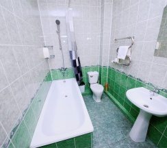 Семейный двухкомнатный с балконом в Ясон