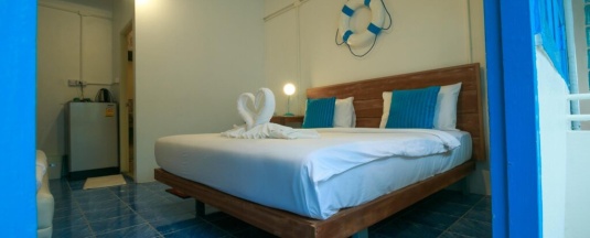 Двухместный номер Deluxe с балконом двуспальная кровать в Frog House Bed & Breakfast