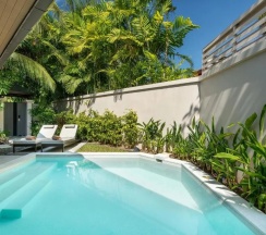 Двухместная вилла с бассейном Grand двуспальная кровать в Dewa Phuket Resort & Villas