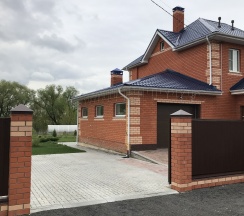 Дом в Уютный