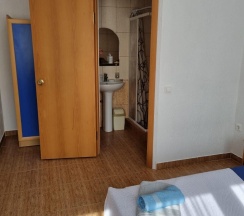 Комната полулюкс с 1 двуспальной кроватью и 1 двухъярусной кроватью в Ванилька