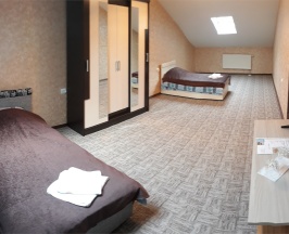 Трехместный номер в Люксембург