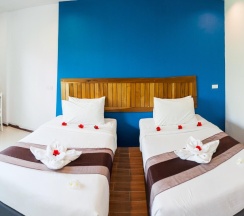 Одноместный номер Standard с видом на бассейн в Rattana Pura Beach Resort
