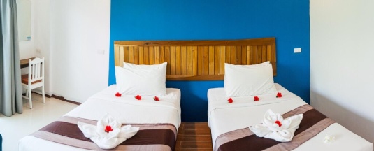 Двухместный семейный номер Standard с видом на сад двуспальная кровать в Rattana Pura Beach Resort