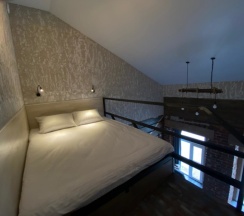 Двухуровневые апартаменты № 5 в Loft Apart