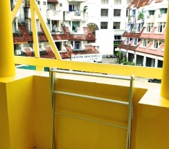 Кровать в общем номере в Beehive Phuket Old Town - Hostel