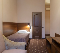 Стандартный одноместный  номер с  односпальной кроватью в My Favourite Garden Hotel