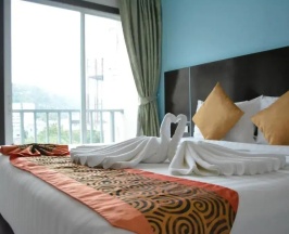 Номер Делюкс в Zephyr Grand Hotel