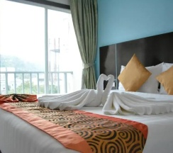 Номер Делюкс в Zephyr Grand Hotel