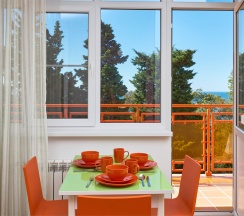 Стандарт 3-х местный с балконом в Диса