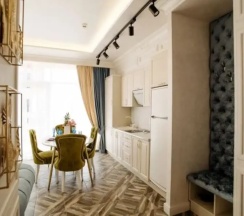 Люкс с 2 комнатами с балконом и с красивым видом из окна в Diamond Park
