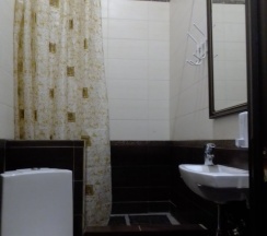 Кровать в общем номере в Ideal home