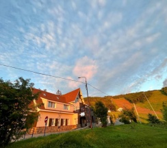 стандарт трехместный c мини-балконом triple в Берлога