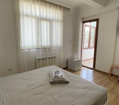 2Двухместный стандартный номер с 1 большой кроватью в Asiya Hotel Grozny