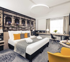 Двухместный номер Privilege двуспальная кровать в Mercure Budapest City Center Hotel