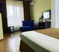 Двухместный номер Standard с балконом и с красивым видом из окна двуспальная кровать в Мечта