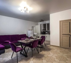 Апартаменты в Отражение гор и Альбион