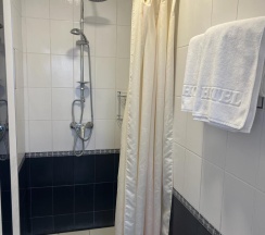 Двухместный номер (две односпальные кровати) улучшенный 205 в CityHotel