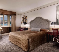 Двухместный номер Exclusive с видом на озеро двуспальная кровать в Hotel d'Angleterre Geneva