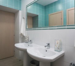 Номер стандарт с 3 односпальными кроватями в Valeri hotel