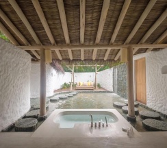 Residence With Pool Crusoe с 2 комнатами в Soneva Fushi