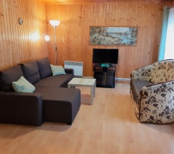 3-х комнатный номер с видом на озеро в Авиаретро