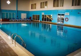 Курортный отель The Crescent Beach Hotel & Leisure Resort в Баку