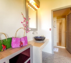 Двухместный семейный номер Deluxe с видом на горы в Sino House Phuket Hotel