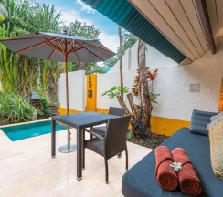 Двухместная вилла Premium Garden двуспальная кровать в Paradox Resort Phuket