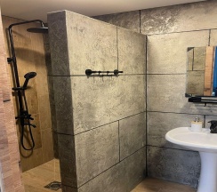 Трёхместный двухкомнатный номер категории стандарт в Городок