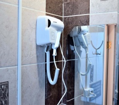 №9. Семейный номер с двуспальной кроватью, диваном и видом на Байкал в Прибой