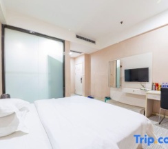 Двухместный номер Business двуспальная кровать в Yiyue Express Hotel
