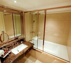 Двухместный номер Deluxe с видом на город 2 отдельные кровати в LK Emerald Beach