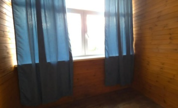 Трехместный номер Эконом(3 односпальные кровати)общая ванная комната в Александровский