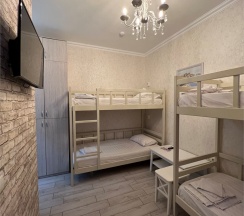 Бюджетный четырехместный номер в VIP 29