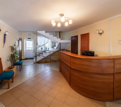 Однокомнатный люкс с 1 двуспальной кроватью и джакузи в Брейтово
