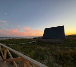 Шестиместный коттедж с красивым видом из окна в Beta