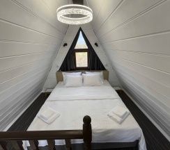 Дом в Асти Кэмп