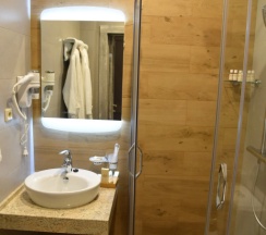 Трёхместный семейный номер Superior с 2 комнатами с красивым видом из окна в Дом Паткуль